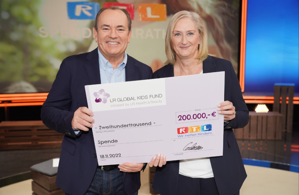 27. RTL-Spendenmarathon: LR Global Kids Fund übergibt 200.000 Euro